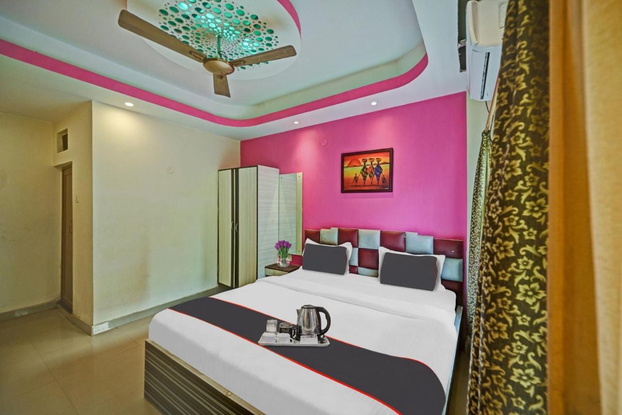 Collection O Shree Bhumi Hotel Puri Bagian luar foto